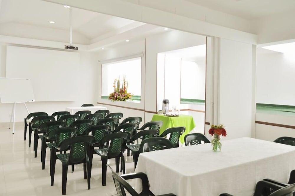 Hotel Imbanaco كالي المظهر الخارجي الصورة